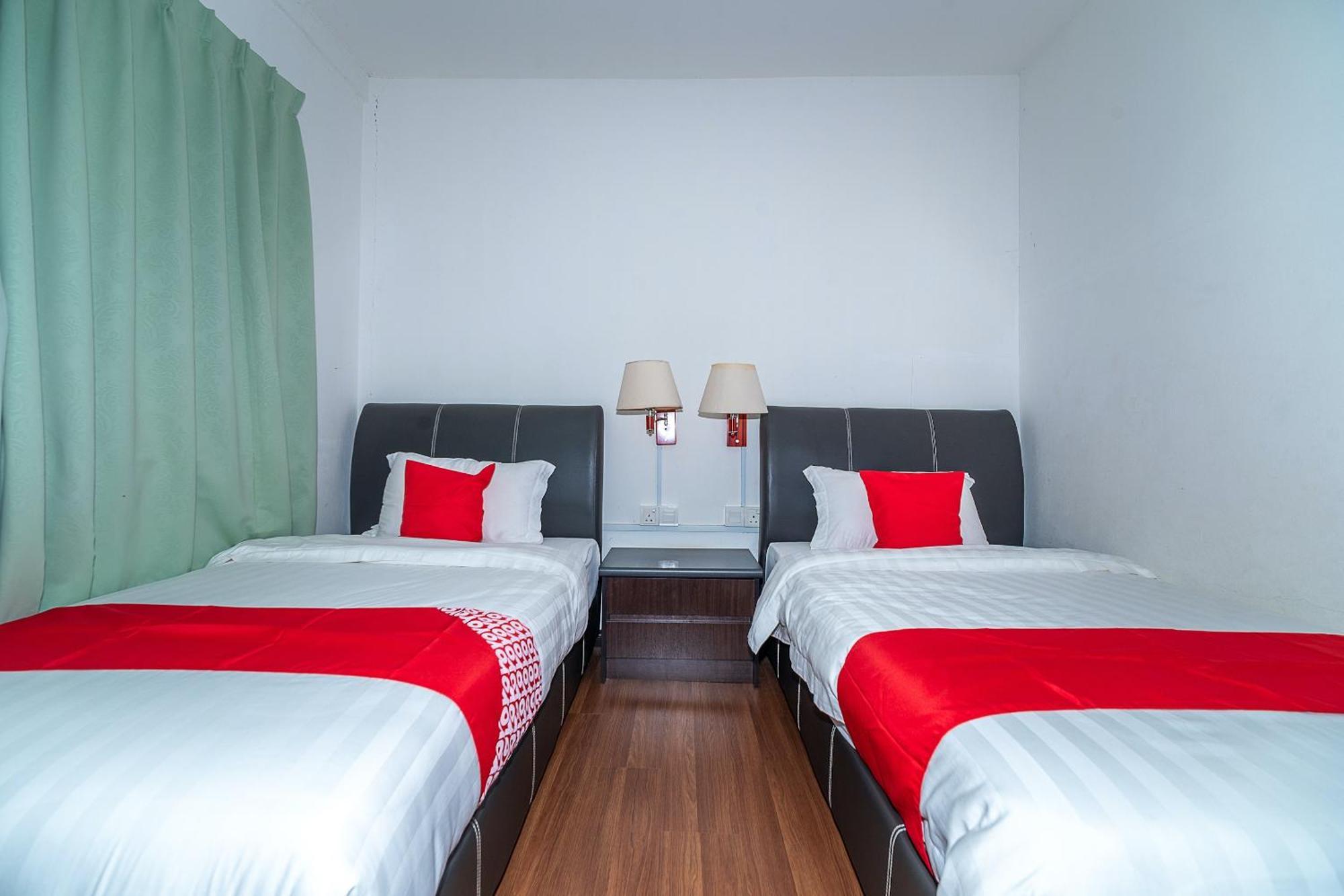 Eagle Wood Garden Hotell Membakut Exteriör bild